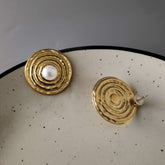 Ring pearl stud